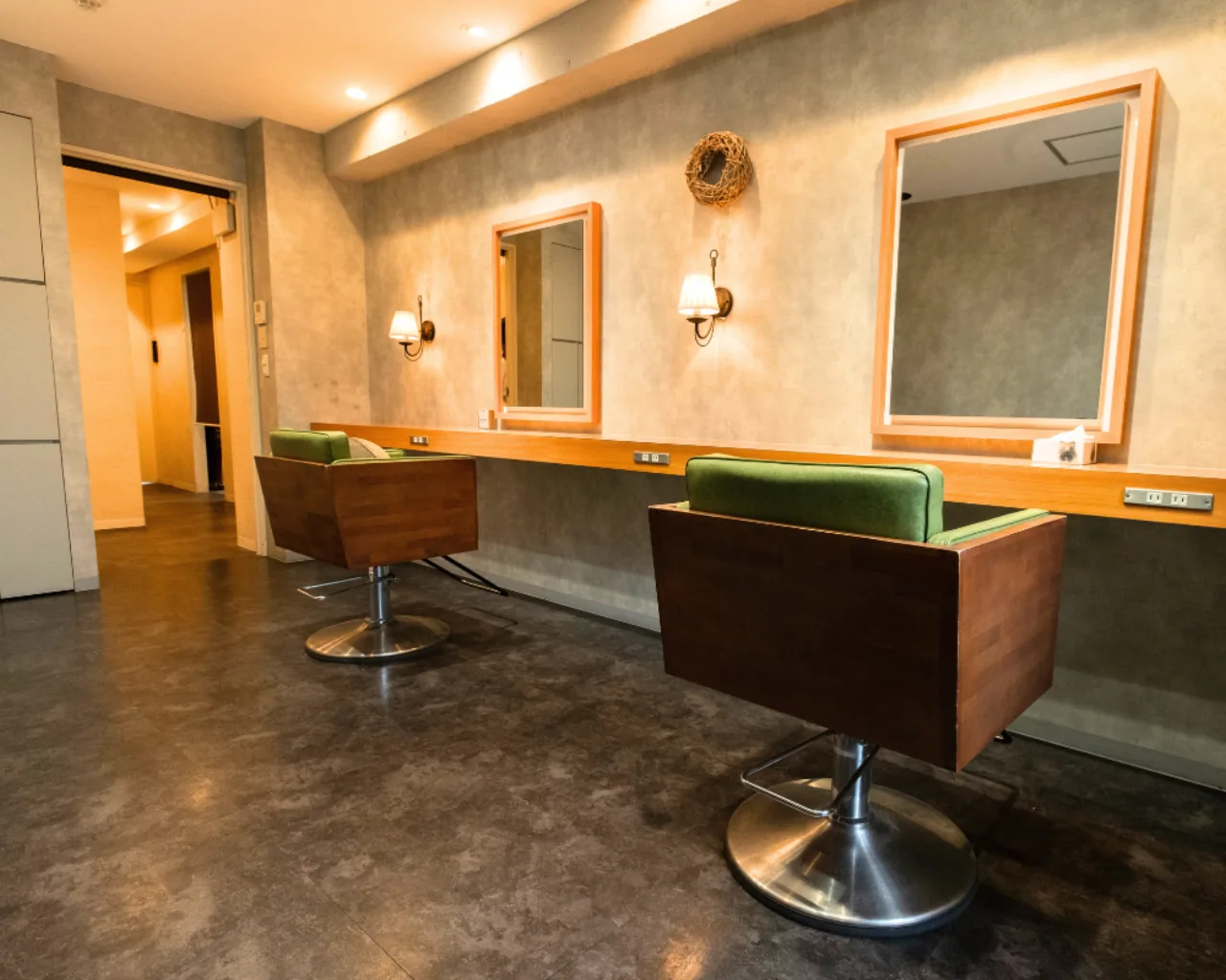 Hair Salon Private Room — マイペースに、美しくなる場所
